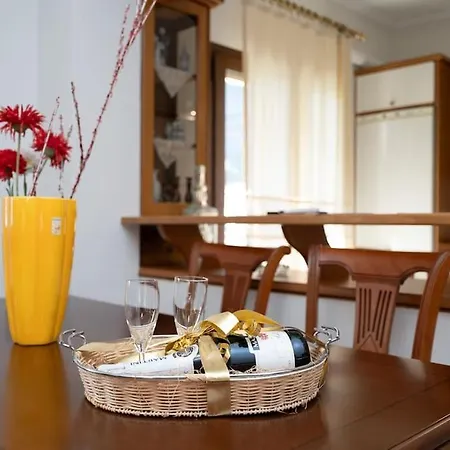 Romance Dream Meteora 1 Апартаменты Калампака